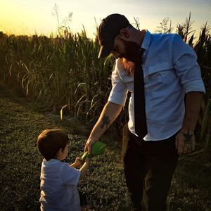 Meet your Posher, Levi